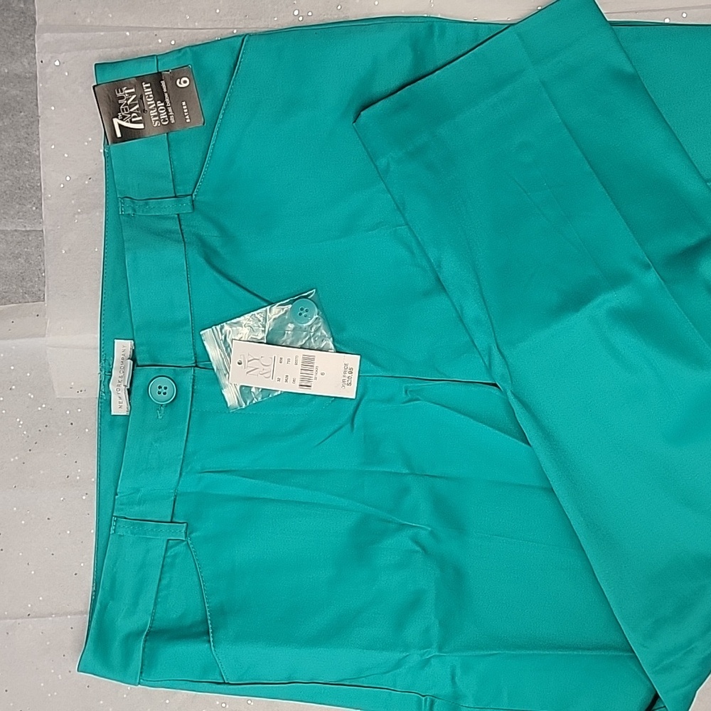 Crop pant size 6.